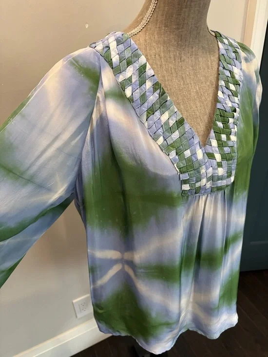 La Petite Francaise Barbara Tie Dye Tunic Braided V Neck Green Size Large - Picture 12 of 14
